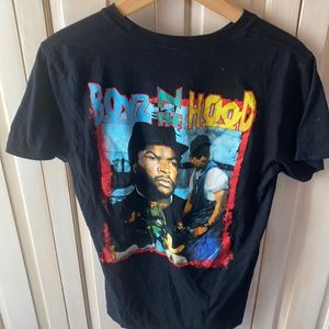 Men’s size medium boys in the hood T-shirt